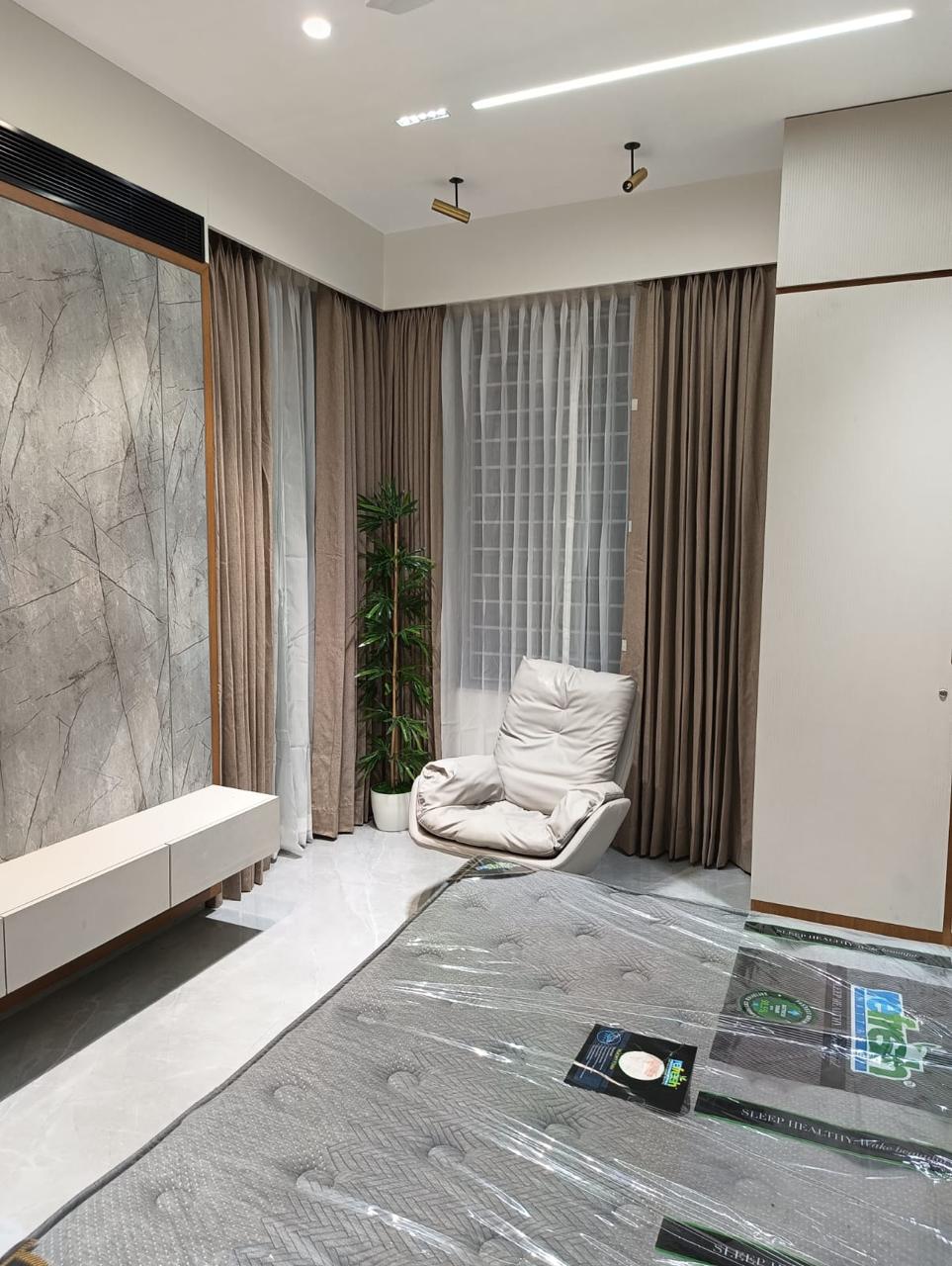Curtain Designing Installation